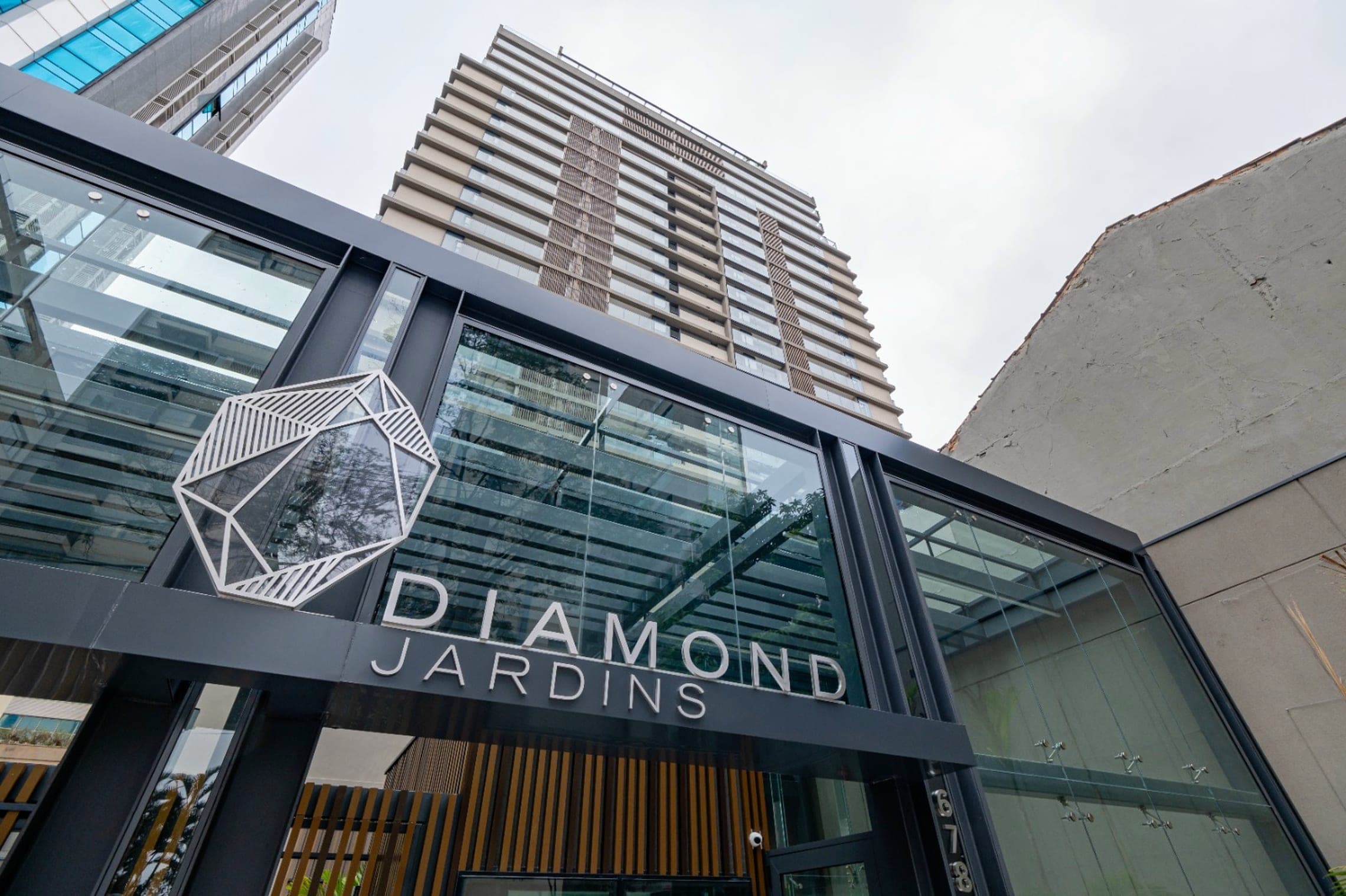 Diamond Jardins — foto 1